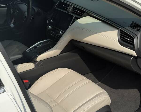 Белый Хонда Инсайт, объемом двигателя 1.5 л и пробегом 135 тыс. км за 21000 $, фото 10 на Automoto.ua
