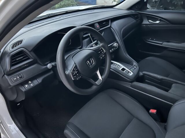 Белый Хонда Инсайт, объемом двигателя 1.5 л и пробегом 150 тыс. км за 15500 $, фото 11 на Automoto.ua