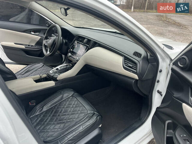 Білий Хонда Інсайт, об'ємом двигуна 1.5 л та пробігом 131 тис. км за 19500 $, фото 8 на Automoto.ua