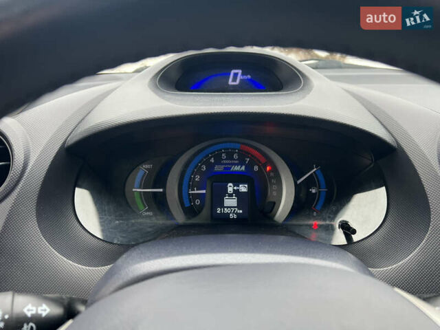 Черный Хонда Инсайт, объемом двигателя 1.34 л и пробегом 213 тыс. км за 6700 $, фото 17 на Automoto.ua