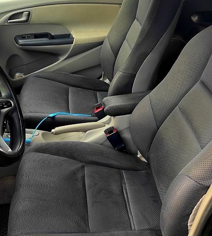 Черный Хонда Инсайт, объемом двигателя 1.3 л и пробегом 242 тыс. км за 7500 $, фото 4 на Automoto.ua