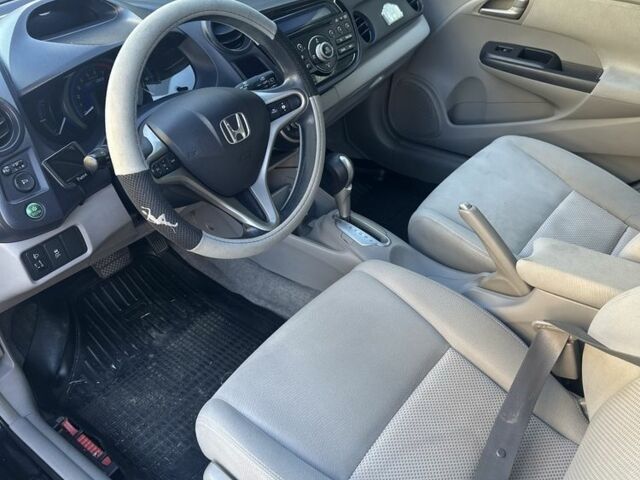 Чорний Хонда Інсайт, об'ємом двигуна 1.3 л та пробігом 160 тис. км за 8000 $, фото 4 на Automoto.ua