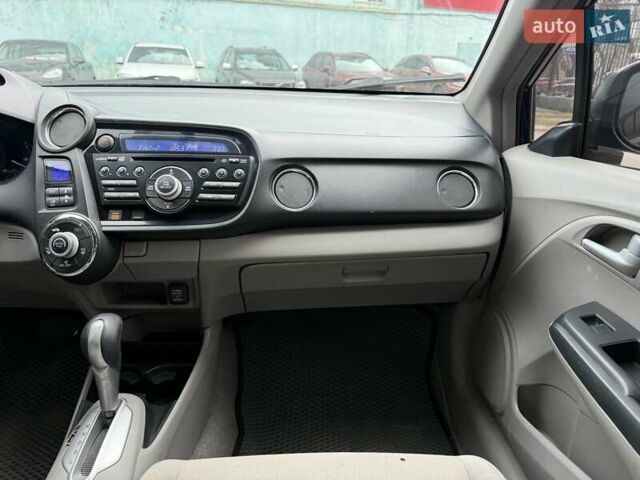 Черный Хонда Инсайт, объемом двигателя 1.3 л и пробегом 155 тыс. км за 7750 $, фото 16 на Automoto.ua