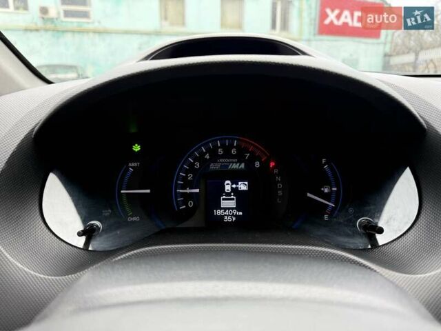 Черный Хонда Инсайт, объемом двигателя 1.3 л и пробегом 155 тыс. км за 7750 $, фото 23 на Automoto.ua