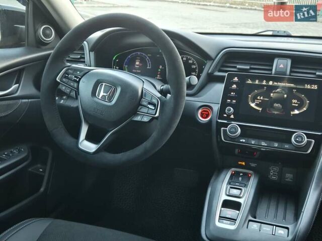 Черный Хонда Инсайт, объемом двигателя 1.5 л и пробегом 150 тыс. км за 15700 $, фото 26 на Automoto.ua