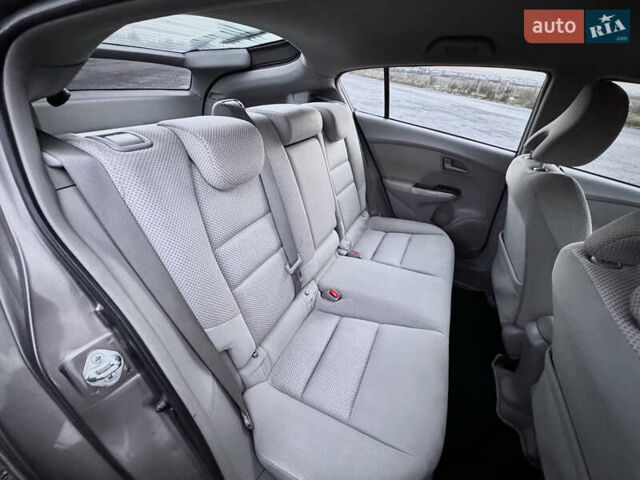 Коричневий Хонда Інсайт, об'ємом двигуна 1.3 л та пробігом 169 тис. км за 7700 $, фото 45 на Automoto.ua