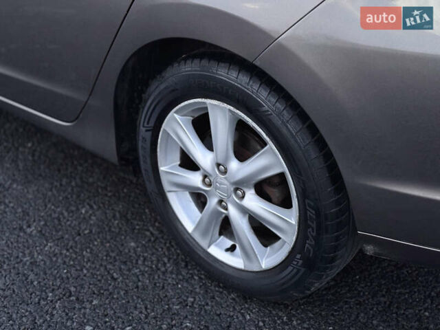 Коричневий Хонда Інсайт, об'ємом двигуна 1.3 л та пробігом 169 тис. км за 7700 $, фото 9 на Automoto.ua