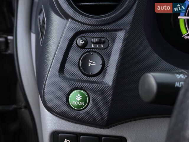 Коричневий Хонда Інсайт, об'ємом двигуна 1.3 л та пробігом 169 тис. км за 7700 $, фото 33 на Automoto.ua