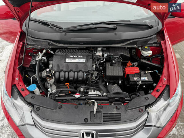 Красный Хонда Инсайт, объемом двигателя 1.3 л и пробегом 38 тыс. км за 8200 $, фото 39 на Automoto.ua