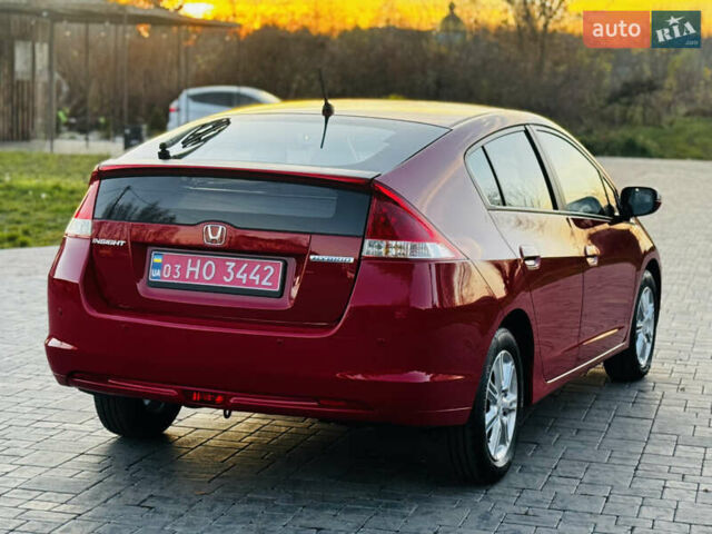 Красный Хонда Инсайт, объемом двигателя 1.3 л и пробегом 37 тыс. км за 8499 $, фото 7 на Automoto.ua