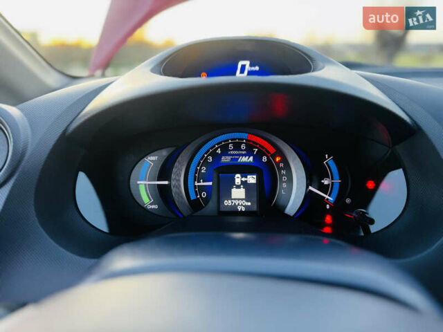 Красный Хонда Инсайт, объемом двигателя 1.3 л и пробегом 37 тыс. км за 8499 $, фото 58 на Automoto.ua