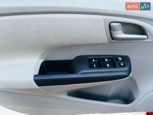 Красный Хонда Инсайт, объемом двигателя 1.3 л и пробегом 37 тыс. км за 8499 $, фото 46 на Automoto.ua