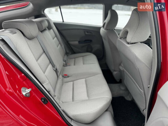 Красный Хонда Инсайт, объемом двигателя 1.3 л и пробегом 38 тыс. км за 8200 $, фото 22 на Automoto.ua
