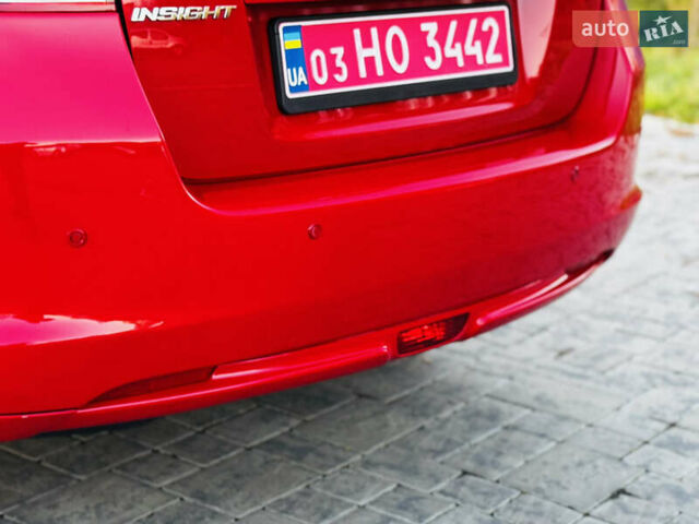 Красный Хонда Инсайт, объемом двигателя 1.3 л и пробегом 37 тыс. км за 8499 $, фото 18 на Automoto.ua