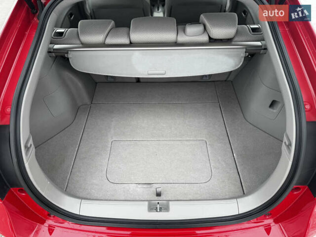 Красный Хонда Инсайт, объемом двигателя 1.3 л и пробегом 38 тыс. км за 8200 $, фото 19 на Automoto.ua
