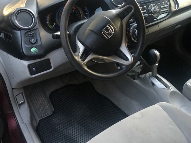 Червоний Хонда Інсайт, об'ємом двигуна 1.3 л та пробігом 208 тис. км за 4300 $, фото 3 на Automoto.ua