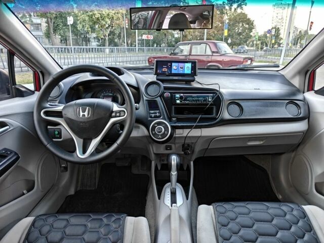 Червоний Хонда Інсайт, об'ємом двигуна 1.3 л та пробігом 274 тис. км за 6690 $, фото 7 на Automoto.ua