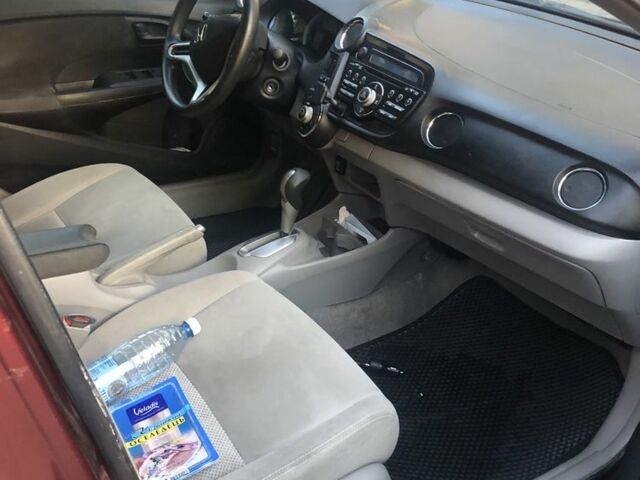 Червоний Хонда Інсайт, об'ємом двигуна 1.3 л та пробігом 208 тис. км за 4300 $, фото 4 на Automoto.ua