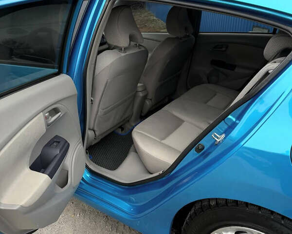 Хонда Інсайт, об'ємом двигуна 1.3 л та пробігом 150 тис. км за 8500 $, фото 3 на Automoto.ua