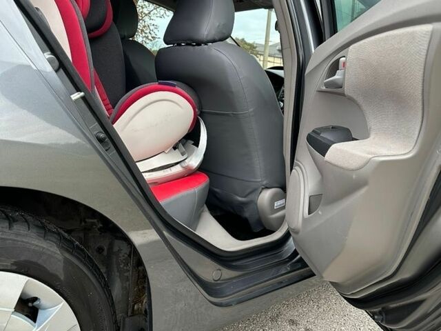 Хонда Инсайт, объемом двигателя 1.3 л и пробегом 177 тыс. км за 7100 $, фото 6 на Automoto.ua