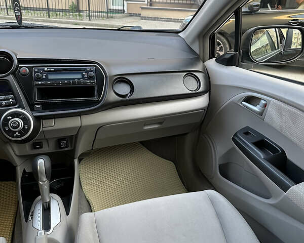 Хонда Інсайт, об'ємом двигуна 1.34 л та пробігом 182 тис. км за 7300 $, фото 14 на Automoto.ua