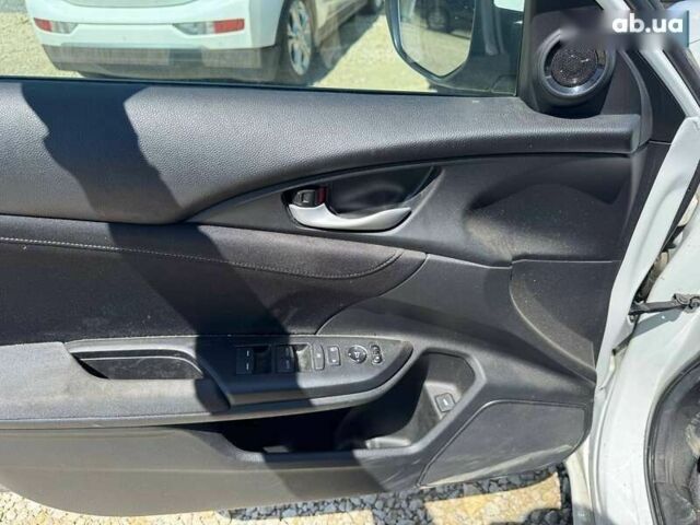 Хонда Инсайт, объемом двигателя 0 л и пробегом 24 тыс. км за 10600 $, фото 7 на Automoto.ua