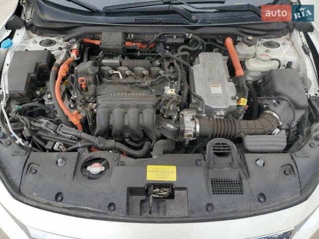 Хонда Инсайт, объемом двигателя 1.5 л и пробегом 115 тыс. км за 3000 $, фото 10 на Automoto.ua