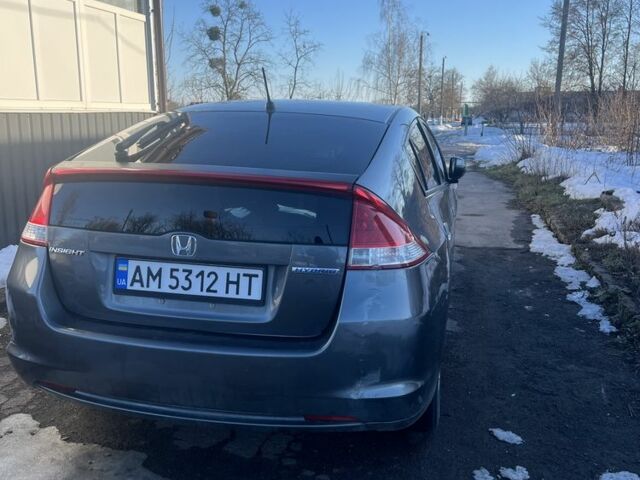 Серый Хонда Инсайт, объемом двигателя 1.3 л и пробегом 236 тыс. км за 2500 $, фото 3 на Automoto.ua