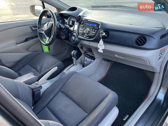 Сірий Хонда Інсайт, об'ємом двигуна 1.34 л та пробігом 207 тис. км за 5800 $, фото 32 на Automoto.ua