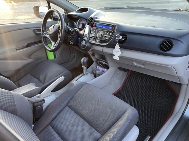 Серый Хонда Инсайт, объемом двигателя 1.3 л и пробегом 307 тыс. км за 5800 $, фото 22 на Automoto.ua