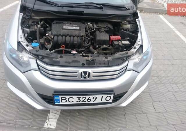 Сірий Хонда Інсайт, об'ємом двигуна 1.3 л та пробігом 157 тис. км за 7998 $, фото 3 на Automoto.ua