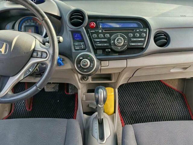 Сірий Хонда Інсайт, об'ємом двигуна 1.3 л та пробігом 207 тис. км за 5800 $, фото 18 на Automoto.ua