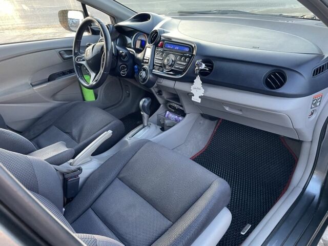 Сірий Хонда Інсайт, об'ємом двигуна 1.3 л та пробігом 207 тис. км за 5700 $, фото 20 на Automoto.ua