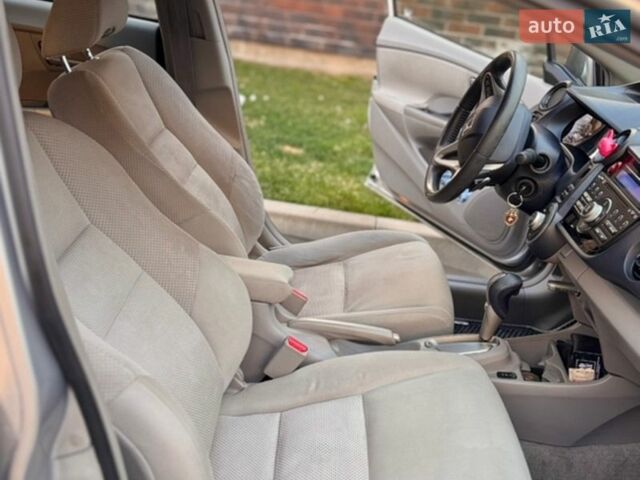 Сірий Хонда Інсайт, об'ємом двигуна 1.34 л та пробігом 289 тис. км за 6200 $, фото 23 на Automoto.ua