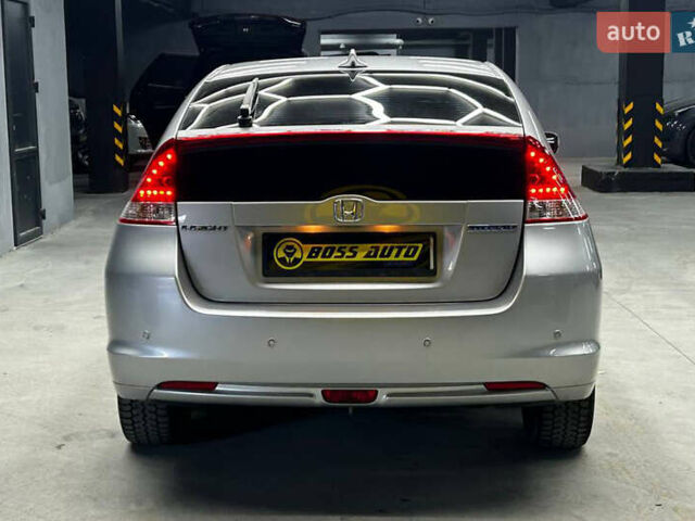 Серый Хонда Инсайт, объемом двигателя 1.34 л и пробегом 222 тыс. км за 7800 $, фото 4 на Automoto.ua