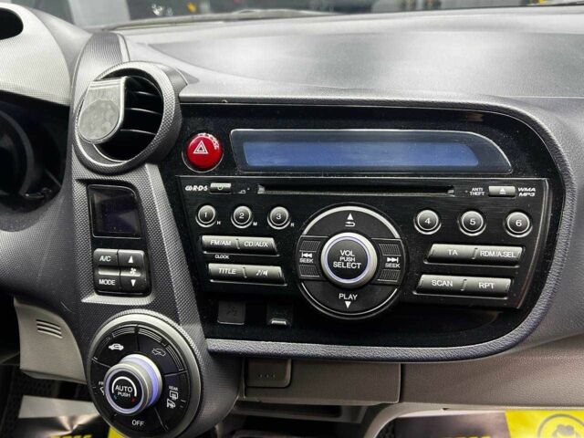 Серый Хонда Инсайт, объемом двигателя 1.4 л и пробегом 222 тыс. км за 7800 $, фото 22 на Automoto.ua