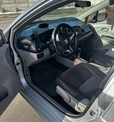 Серый Хонда Инсайт, объемом двигателя 1.3 л и пробегом 296 тыс. км за 4700 $, фото 7 на Automoto.ua