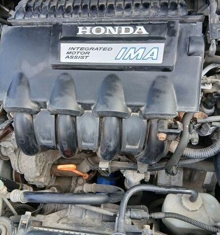 Серый Хонда Инсайт, объемом двигателя 1.3 л и пробегом 229 тыс. км за 7500 $, фото 32 на Automoto.ua