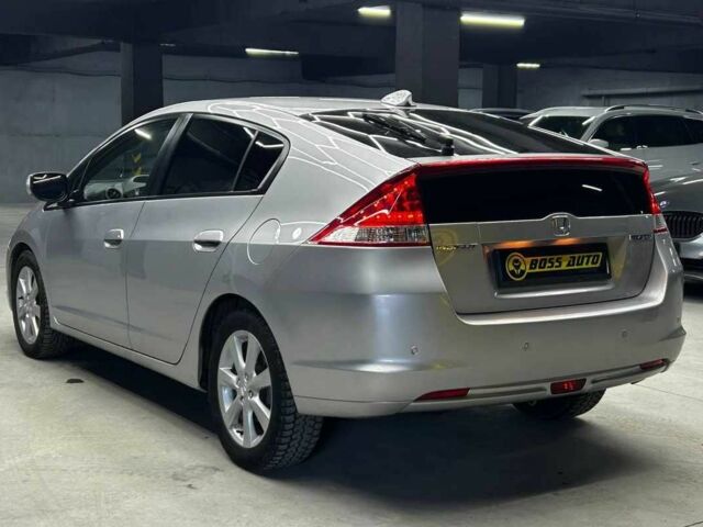 Серый Хонда Инсайт, объемом двигателя 1.4 л и пробегом 222 тыс. км за 7800 $, фото 3 на Automoto.ua