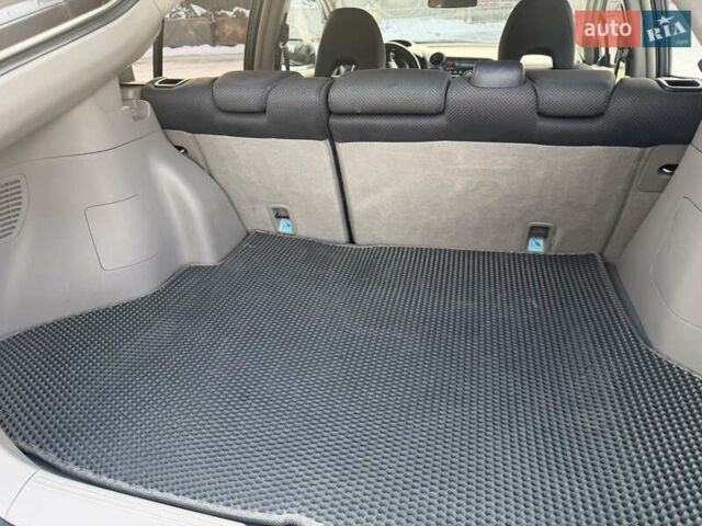 Серый Хонда Инсайт, объемом двигателя 1.34 л и пробегом 305 тыс. км за 5600 $, фото 9 на Automoto.ua