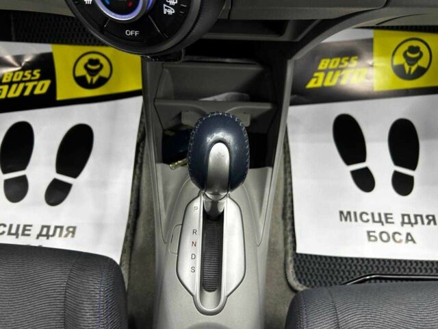 Серый Хонда Инсайт, объемом двигателя 1.4 л и пробегом 222 тыс. км за 7800 $, фото 14 на Automoto.ua