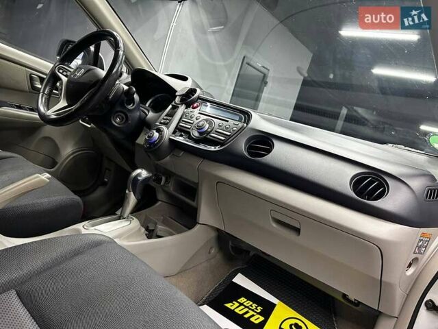 Серый Хонда Инсайт, объемом двигателя 1.34 л и пробегом 222 тыс. км за 7800 $, фото 20 на Automoto.ua