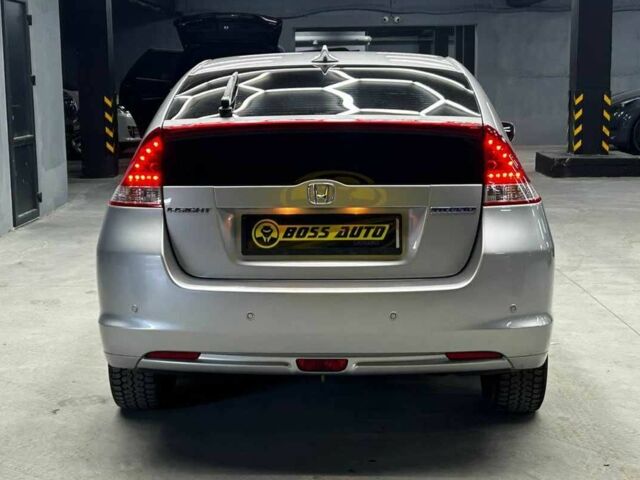 Серый Хонда Инсайт, объемом двигателя 1.4 л и пробегом 222 тыс. км за 7800 $, фото 4 на Automoto.ua