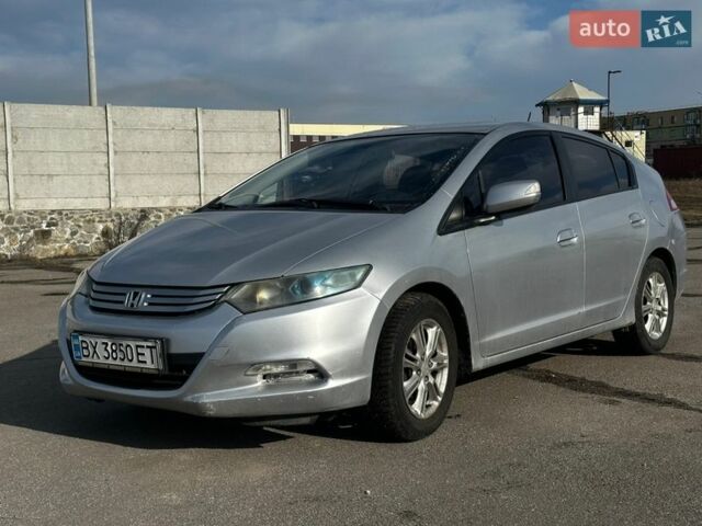 Серый Хонда Инсайт, объемом двигателя 1.3 л и пробегом 296 тыс. км за 4700 $, фото 1 на Automoto.ua