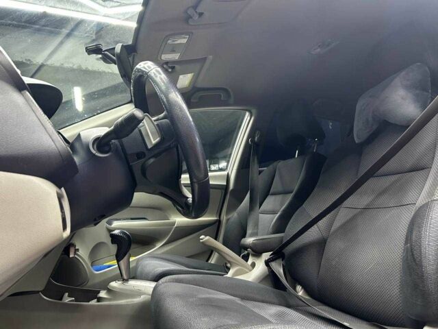 Серый Хонда Инсайт, объемом двигателя 1.4 л и пробегом 222 тыс. км за 7800 $, фото 9 на Automoto.ua