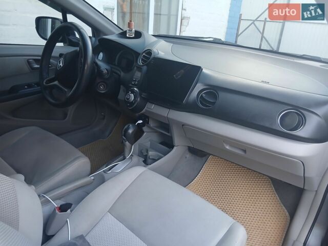 Сірий Хонда Інсайт, об'ємом двигуна 1.3 л та пробігом 300 тис. км за 5500 $, фото 14 на Automoto.ua
