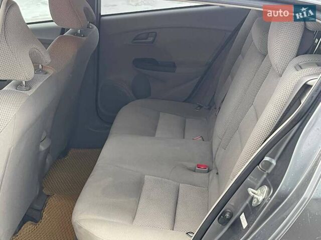 Сірий Хонда Інсайт, об'ємом двигуна 1.4 л та пробігом 289 тис. км за 6700 $, фото 13 на Automoto.ua