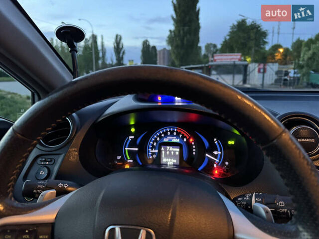 Серый Хонда Инсайт, объемом двигателя 1.3 л и пробегом 300 тыс. км за 6100 $, фото 18 на Automoto.ua