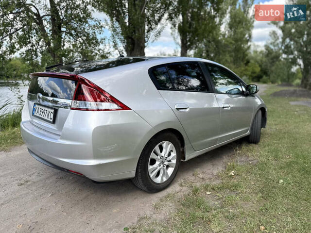 Серый Хонда Инсайт, объемом двигателя 1.3 л и пробегом 300 тыс. км за 6100 $, фото 10 на Automoto.ua
