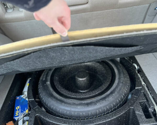 Сірий Хонда Інсайт, об'ємом двигуна 1.34 л та пробігом 288 тис. км за 6900 $, фото 26 на Automoto.ua